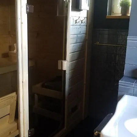 Mit Sauna *
